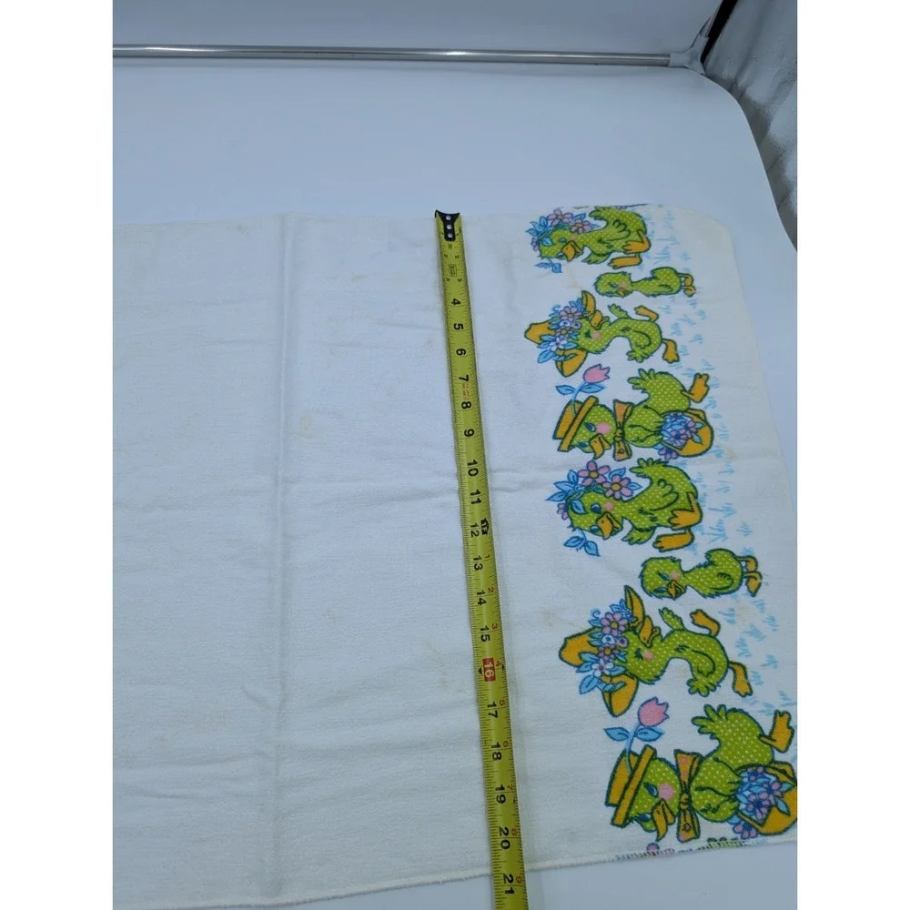 Vintage Baby Care Receiving Blanket Small Cotton Easter Ducks Cute‎ Animals USA